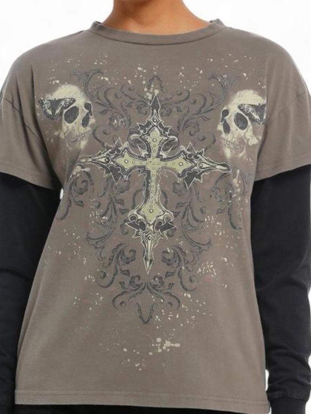 Grunge Skull Cross Mineral Wash Girls
Long-Sleeve T-Shirt Size XL